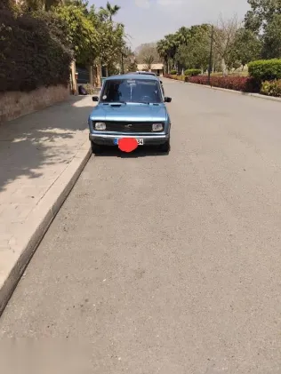 فيات 128 1984 أزرق غامق مستعملة للبيع