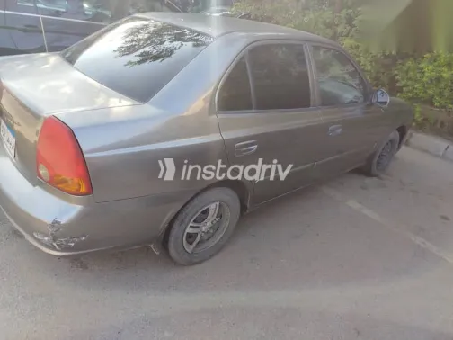 هيونداي فيرنا 2014 رمادي مستعملة للبيع - 1