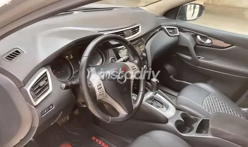 Nissan Qashqai 2017 Silver Used for Sale - 7