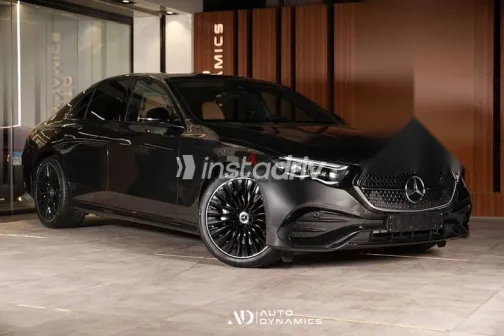 Mercedes E 200 2025 Gray New for Sale - 1