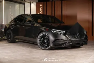 مرسيدس E 200 2025 رمادي جديدة للبيع