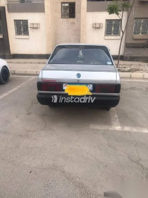 فيات شاهين 2006 فضي مستعملة للبيع - 2