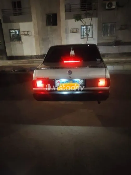 فيات شاهين 2006 فضي مستعملة للبيع - 5