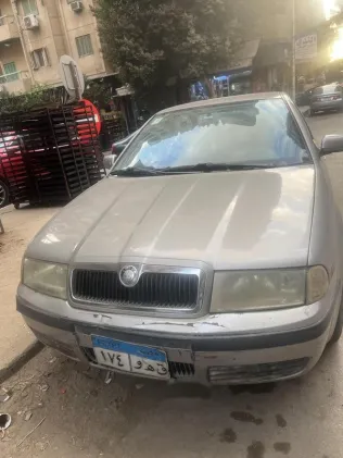 سكودا اوكتافيا 2007 رمادي مستعملة للبيع