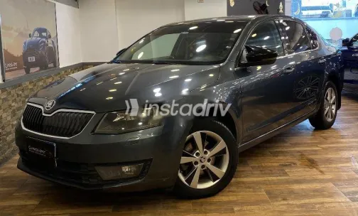 سكودا اوكتافيا 2016 رمادي مستعملة للبيع - 2