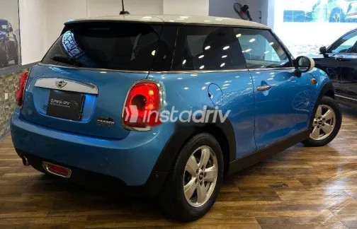 مينى كوبر 2018 أزرق غامق مستعملة للبيع - 5