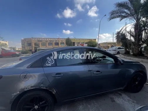 Chevrolet Cruze 2015 Petroleum Used for Sale - 3