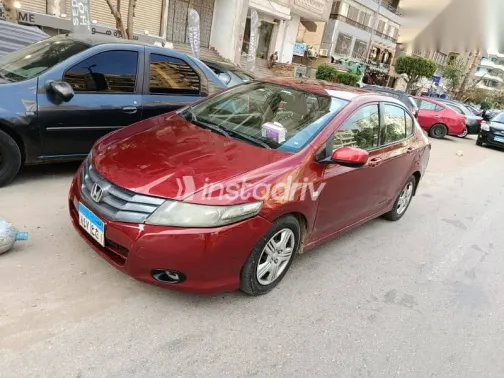 هوندا سيتى 2011 أحمر مستعملة للبيع - 2