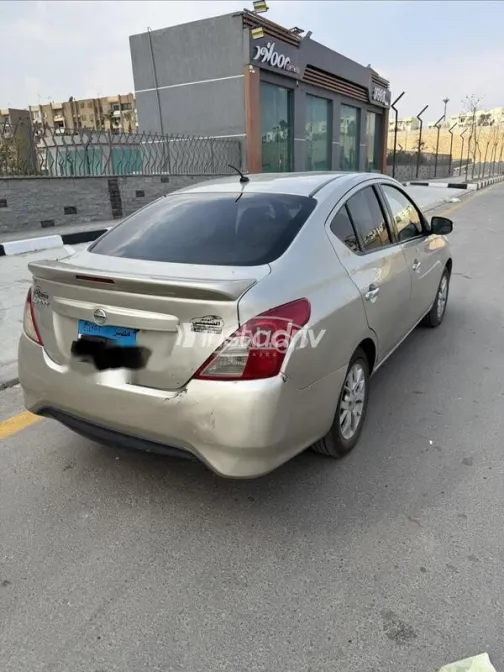 نيسان صنى 2018 أبيض مستعملة للبيع - 3