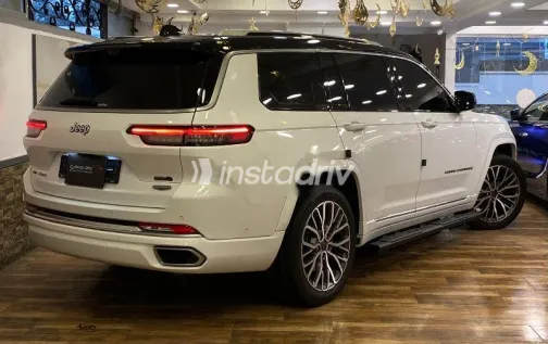 Jeep Grand Cherokee 2023 White Used for Sale - 5