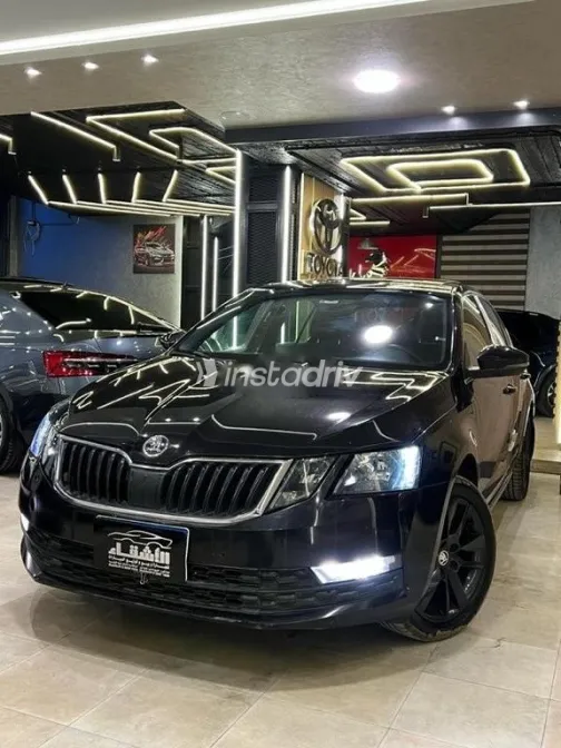 سكودا اوكتافيا 2020 أسود مستعملة للبيع - 3