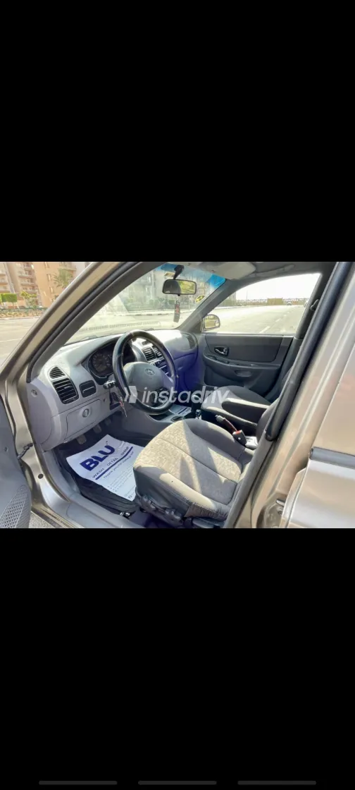 هيونداي فيرنا 2013 أبيض مستعملة للبيع - 6