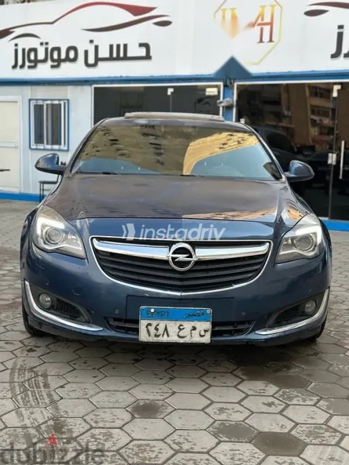 اوبل أنسيجنيا 2015 أزرق غامق مستعملة للبيع - 1