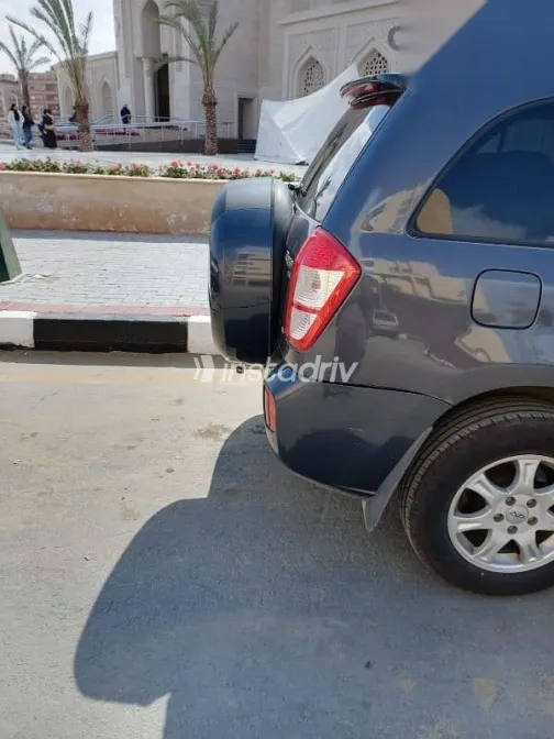 Chery Tiggo 2017 Black Used for Sale - 4