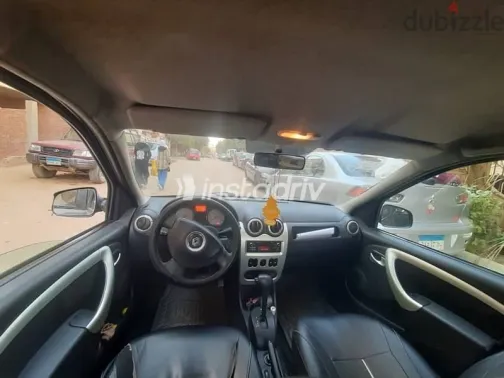 رينو لوجان 2014 رمادي مستعملة للبيع - 1