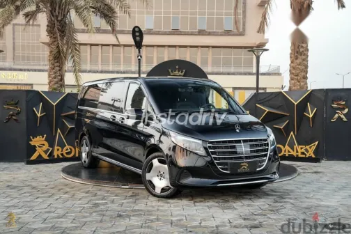 مرسيدس 300 2026 أسود جديدة للبيع - 2