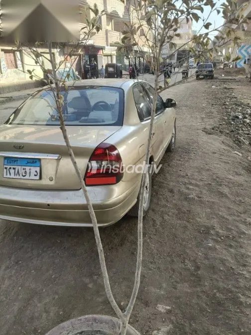 دايو نوبيرا 2000 ذهبي مستعملة للبيع - 7