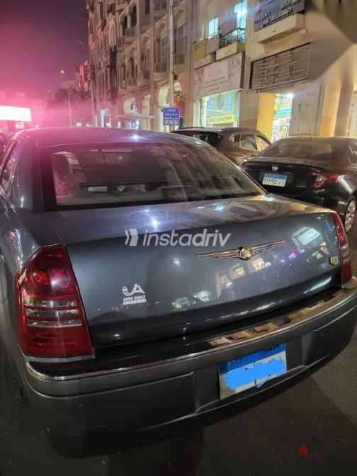 Chrysler 300 2005 Gray Used for Sale - 2