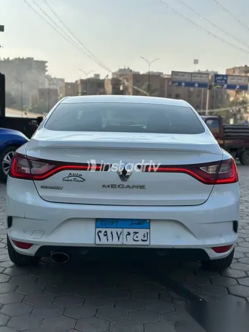 رينو ميجان 2020 أبيض مستعملة للبيع - 5