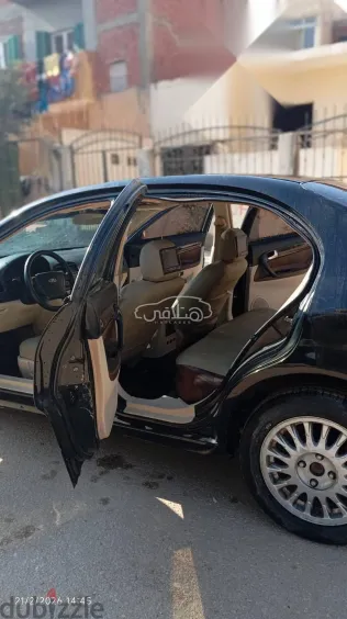 اسبيرانزا A620 2008 أسود مستعملة للبيع