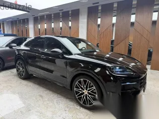 بورش كايين 2025 أسود جديدة للبيع