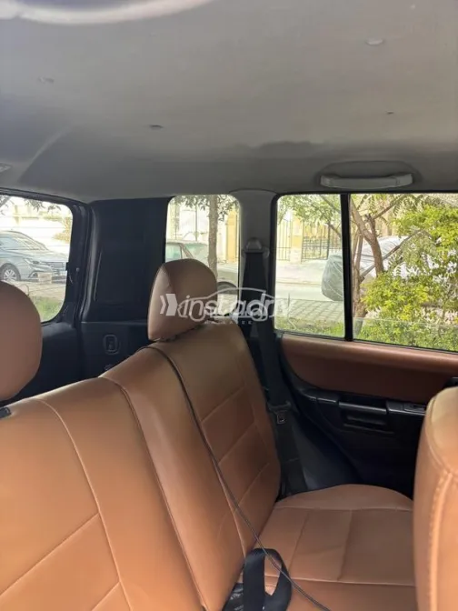 ميتسوبيشي مونتيرو 2002 أزرق غامق مستعملة للبيع - 5