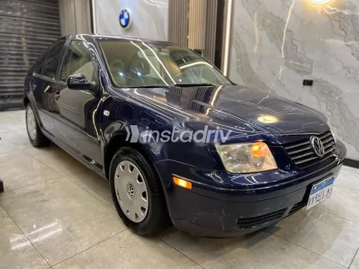 فولكس فاغن بورا 2002 أزرق غامق مستعملة للبيع - 5