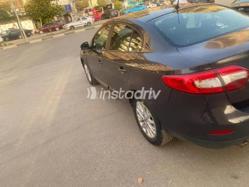 Renault Fluence 2016 Brown Used for Sale - 2