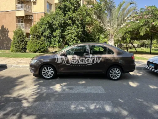 سيات توليدو 2018 بني مستعملة للبيع - 5