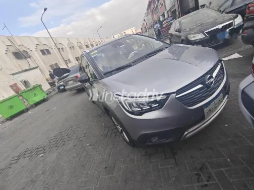 Opel Crossland 2020 White Used for Sale - 5