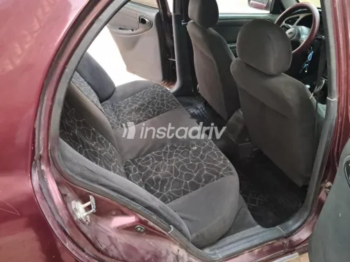 شيفروليه لانوس 2012 أحمر غامق مستعملة للبيع - 2