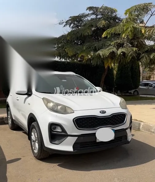 كيا سبورتاج 2021 أبيض مستعملة للبيع - 3