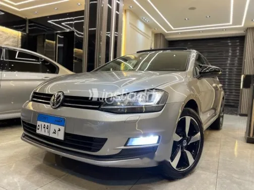 فولكس فاغن جولف 6 2016 ذهبي مستعملة للبيع - 5