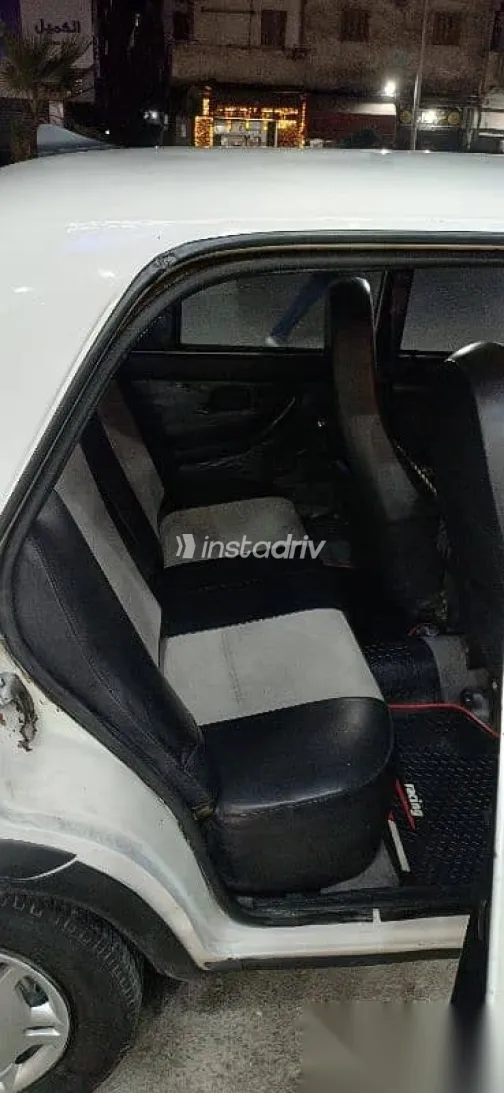 لادا 2107 2010 أبيض مستعملة للبيع - 7