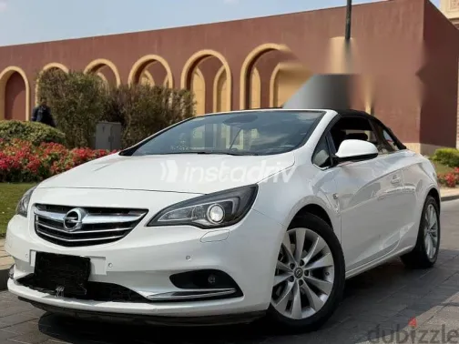 Opel Cascada 2017 White Used for Sale - 2