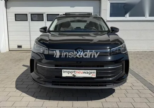 Volkswagen Tiguan 2026 Black New for Sale - 1