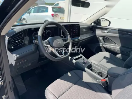 Volkswagen Tiguan 2026 Black New for Sale - 2