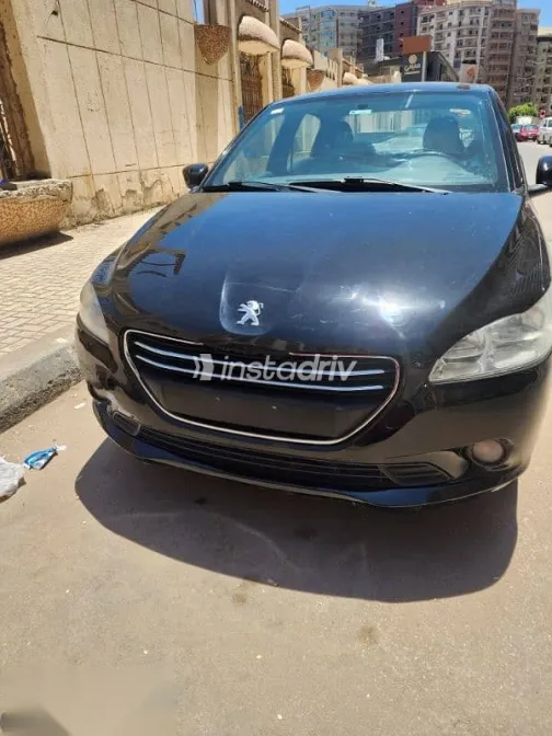بيجو 301 2015 أسود مستعملة للبيع - 3