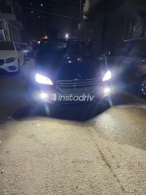 بيجو 301 2015 أسود مستعملة للبيع - 4