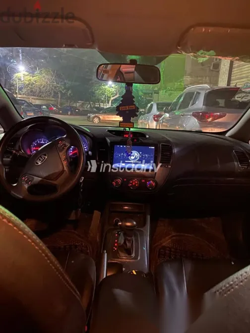 Kia Cerato 2016 Burgundy Used for Sale - 5