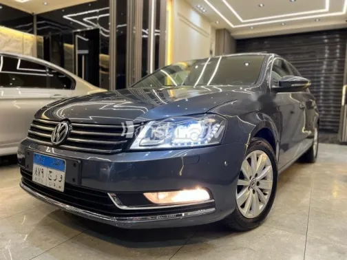 فولكس فاغن باسات 2012 رمادي مستعملة للبيع - 5