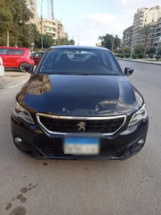 بيجو 301 2022 أسود مستعملة للبيع