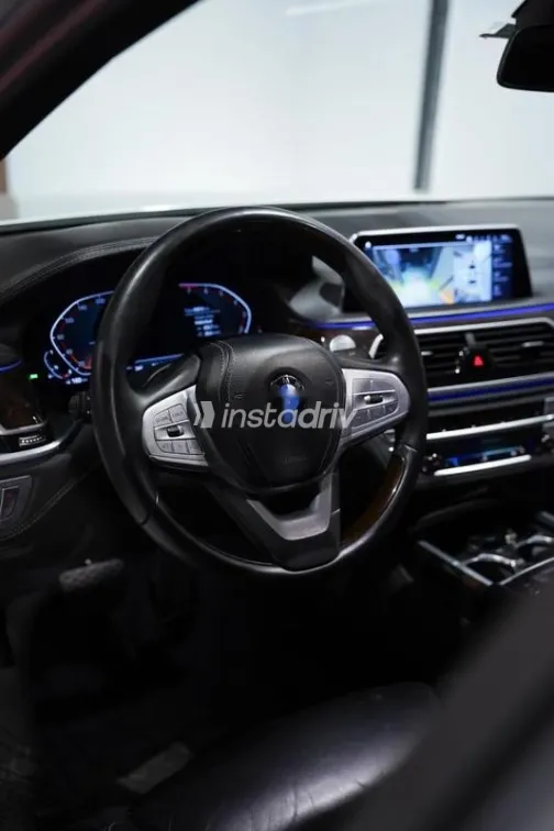 بي ام دبليو 740 2022 فضي مستعملة للبيع - 5