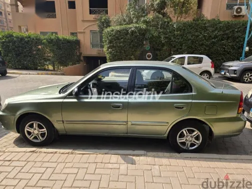 Hyundai Verna 2006 Green Used for Sale - 3