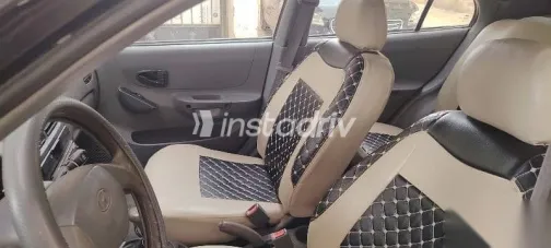 هيونداي فيرنا 2010 أسود مستعملة للبيع - 1