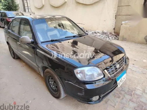 هيونداي فيرنا 2010 أسود مستعملة للبيع - 8