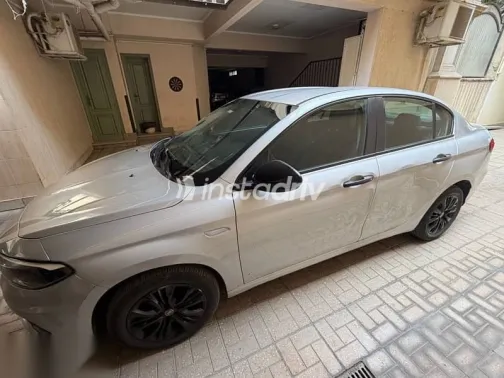 فيات تيبو 2020 فضي مستعملة للبيع - 2