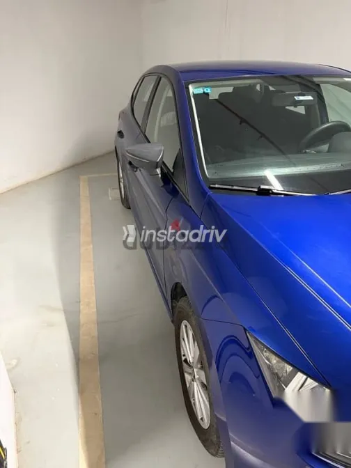 سيات ابيزا 2021 أزرق غامق مستعملة للبيع - 4