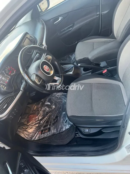 فيات تيبو 2018 أبيض مستعملة للبيع - 6