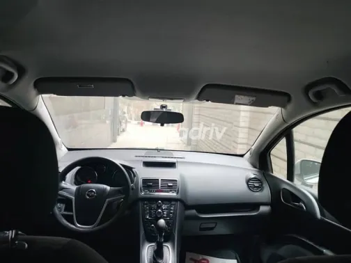 اوبل ميريفا 2015 فضي مستعملة للبيع - 8